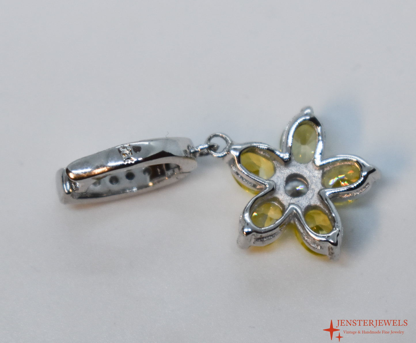 Vintage Sterling Silver Yellow CZ Flower Pendant / Charm