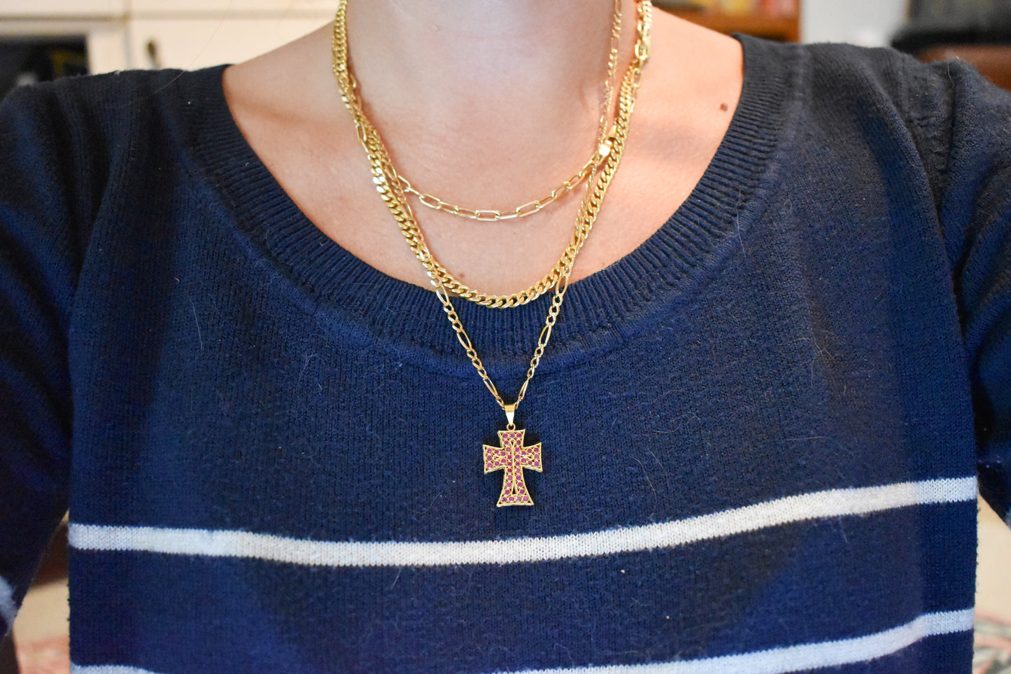 Vintage 18k Yellow Gold Ruby Cross Pendant