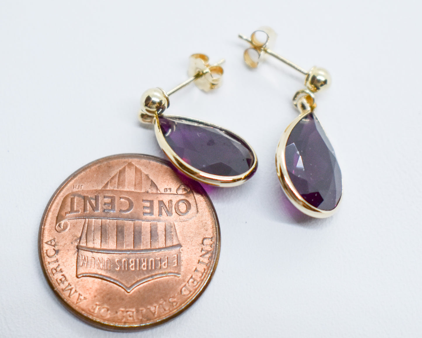 Vintage 14k Yellow Gold Garnet Drop Earrings