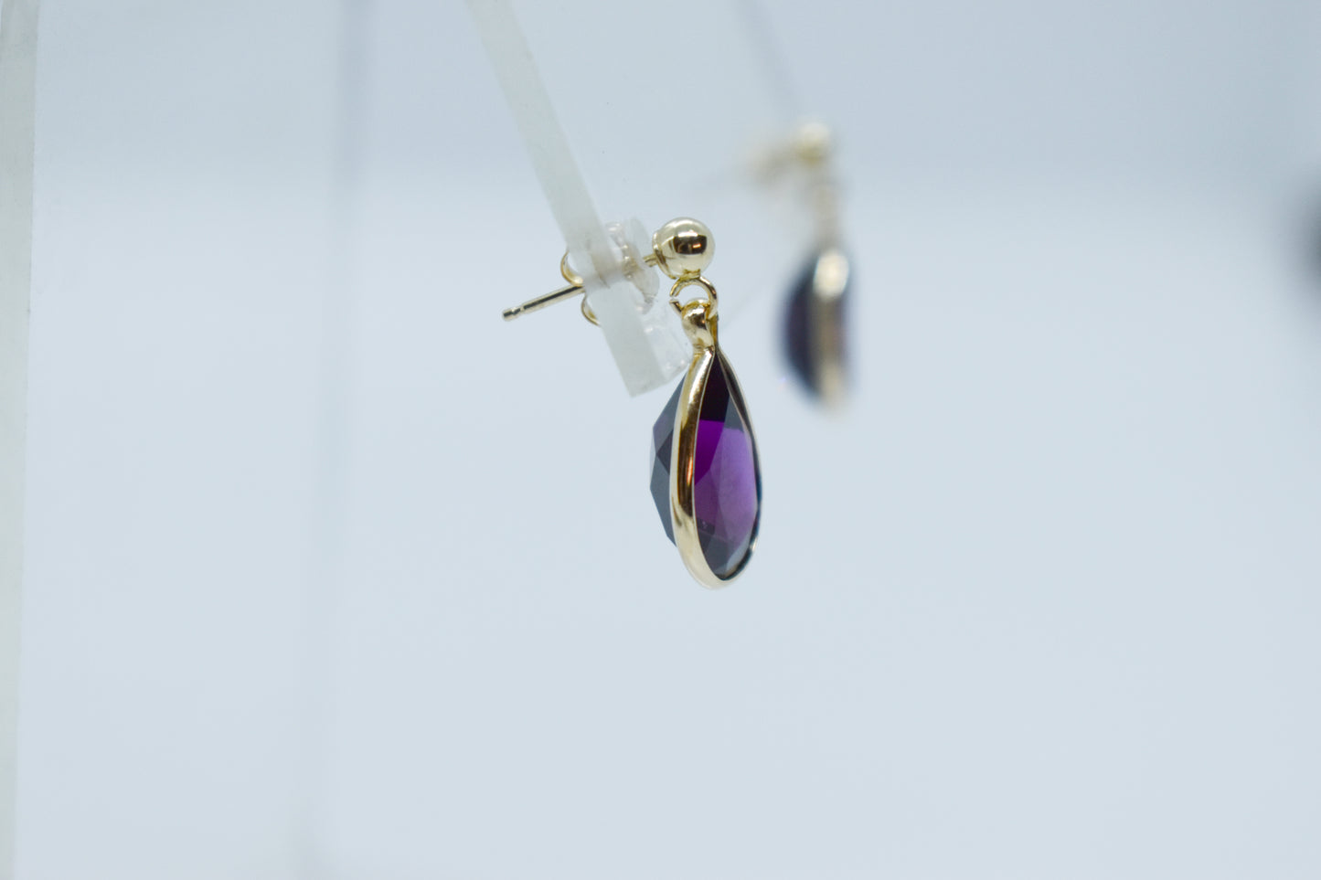 Vintage 14k Yellow Gold Garnet Drop Earrings