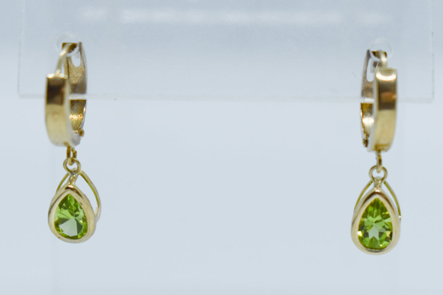 Vintage 14K Yellow Gold Peridot Huggie Hoop Earrings