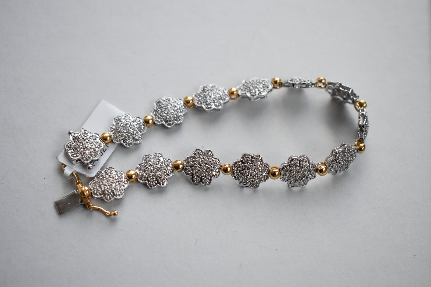 Vintage Estate 14k Two-Tone Gold Diamond Flower Bracelet 7 1/4"