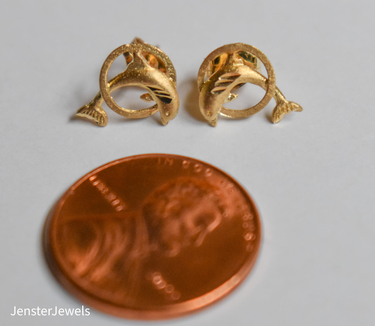 Vintage 14k Yellow Gold Dolphin Stud Earrings