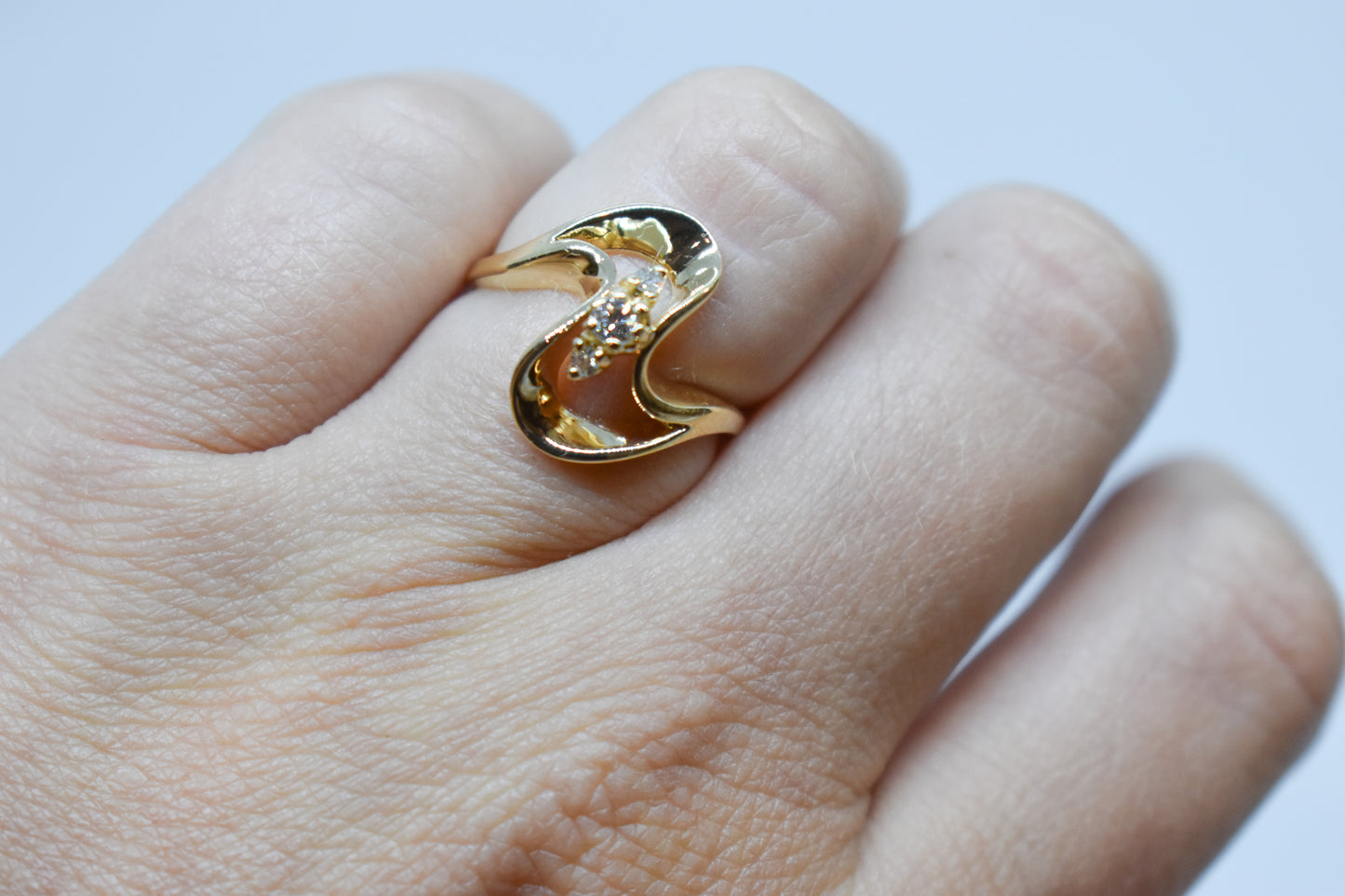Vintage 14k Yellow Gold Diamond Swirl Ring Size 6