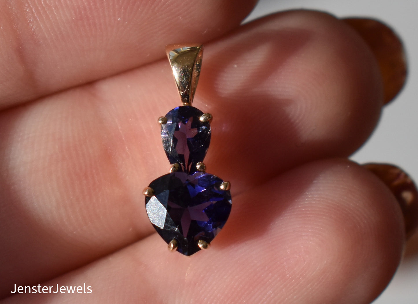 Vintage 14k Yellow Gold Iolite Pendant