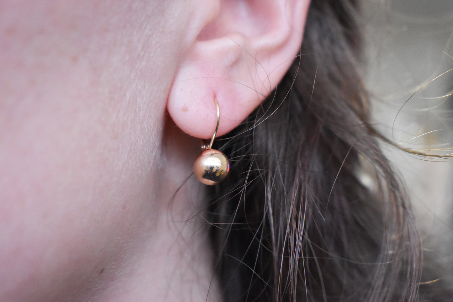Vintage 14k Yellow Gold Hollow Ball Dangle Earrings