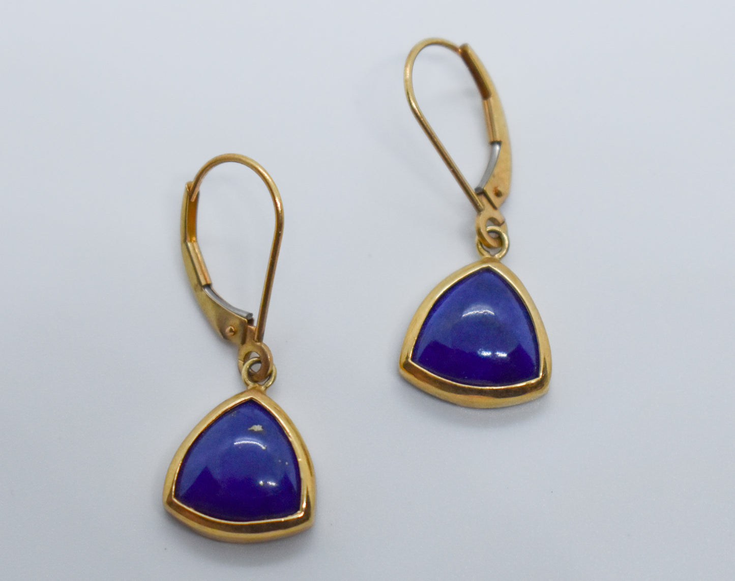 Vintage 14k Yellow Gold Blue Lapis Triangle Dangle Earrings