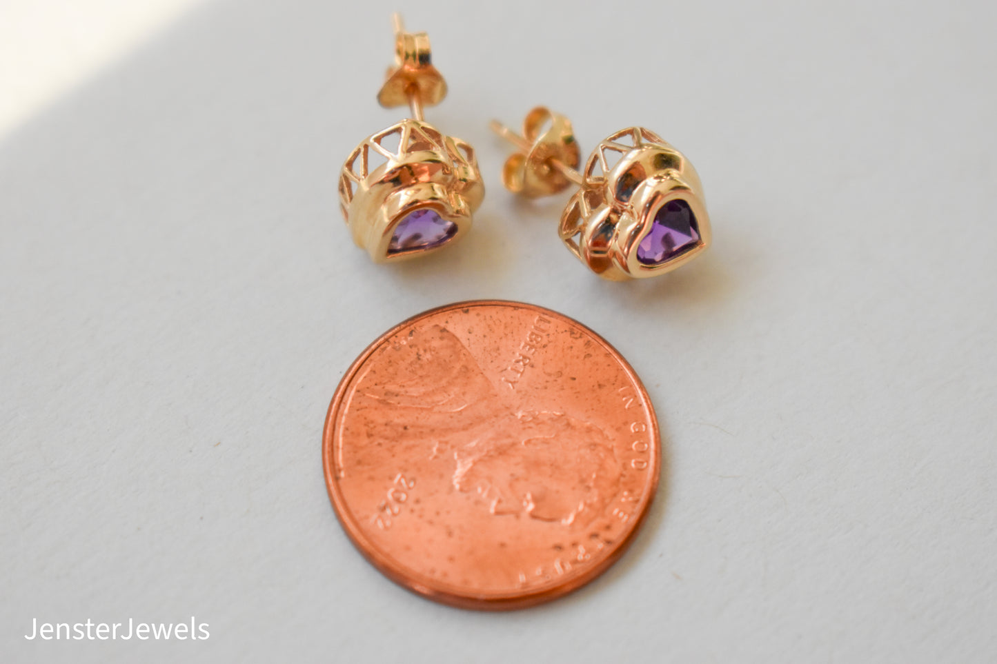 Vintage 14k Yellow Gold Amethyst Heart Stud Earrings