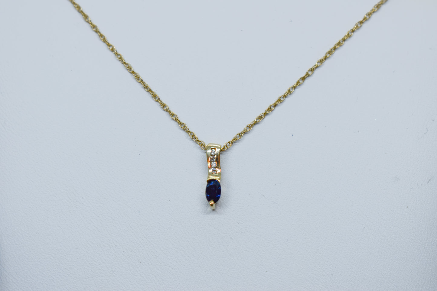 Vintage 14k Yellow Gold Sapphire and Diamond Pendant Necklace 18"