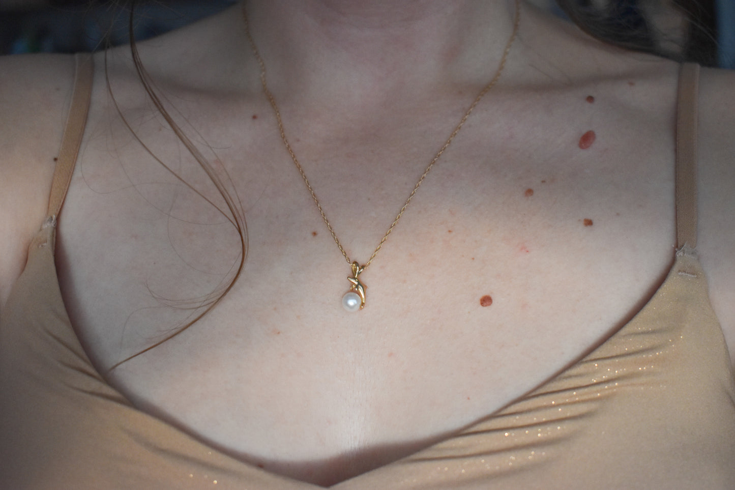 Vintage 14k Yellow Gold Wyland Dolphin Pendant on 18" Dainty Chain