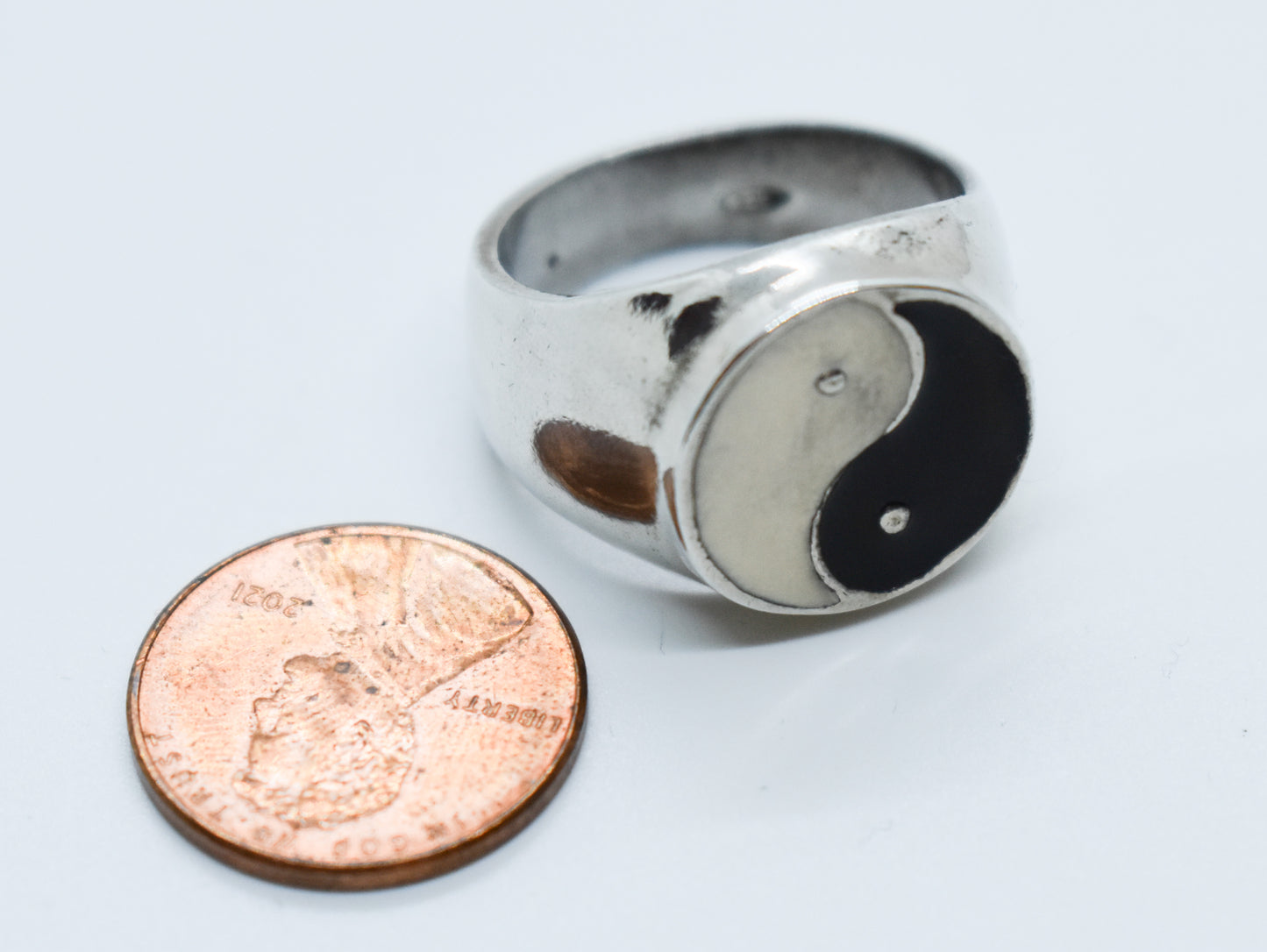 Vintage Sterling Silver Enamel Yin and Yang Ring Size 10