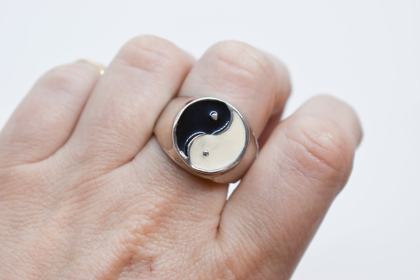 Vintage Sterling Silver Enamel Yin and Yang Ring Size 10