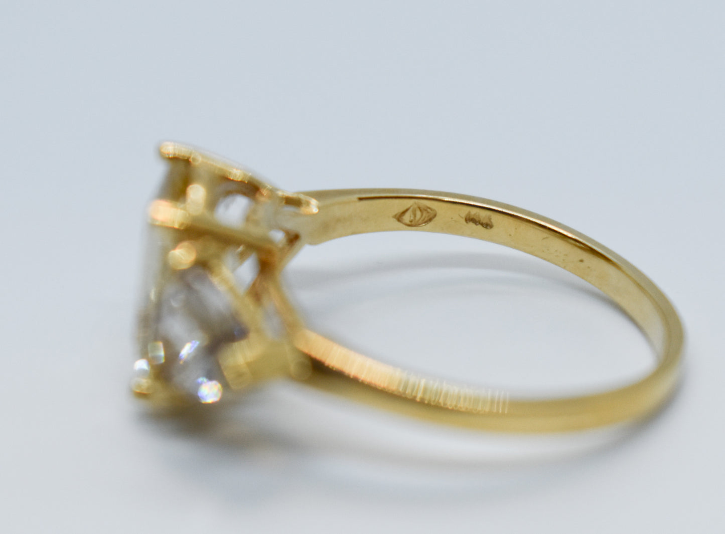 Vintage 14k Yellow Gold 3 Quartz Ring Size 8 3/4