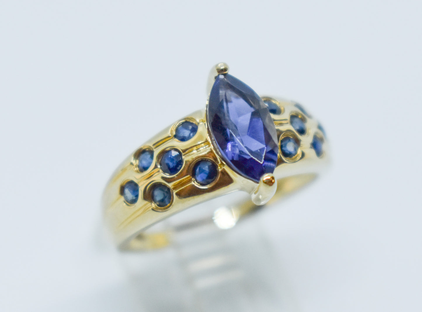 Vintage 14k Yellow Gold Sapphire & Iolite Ring Size 7