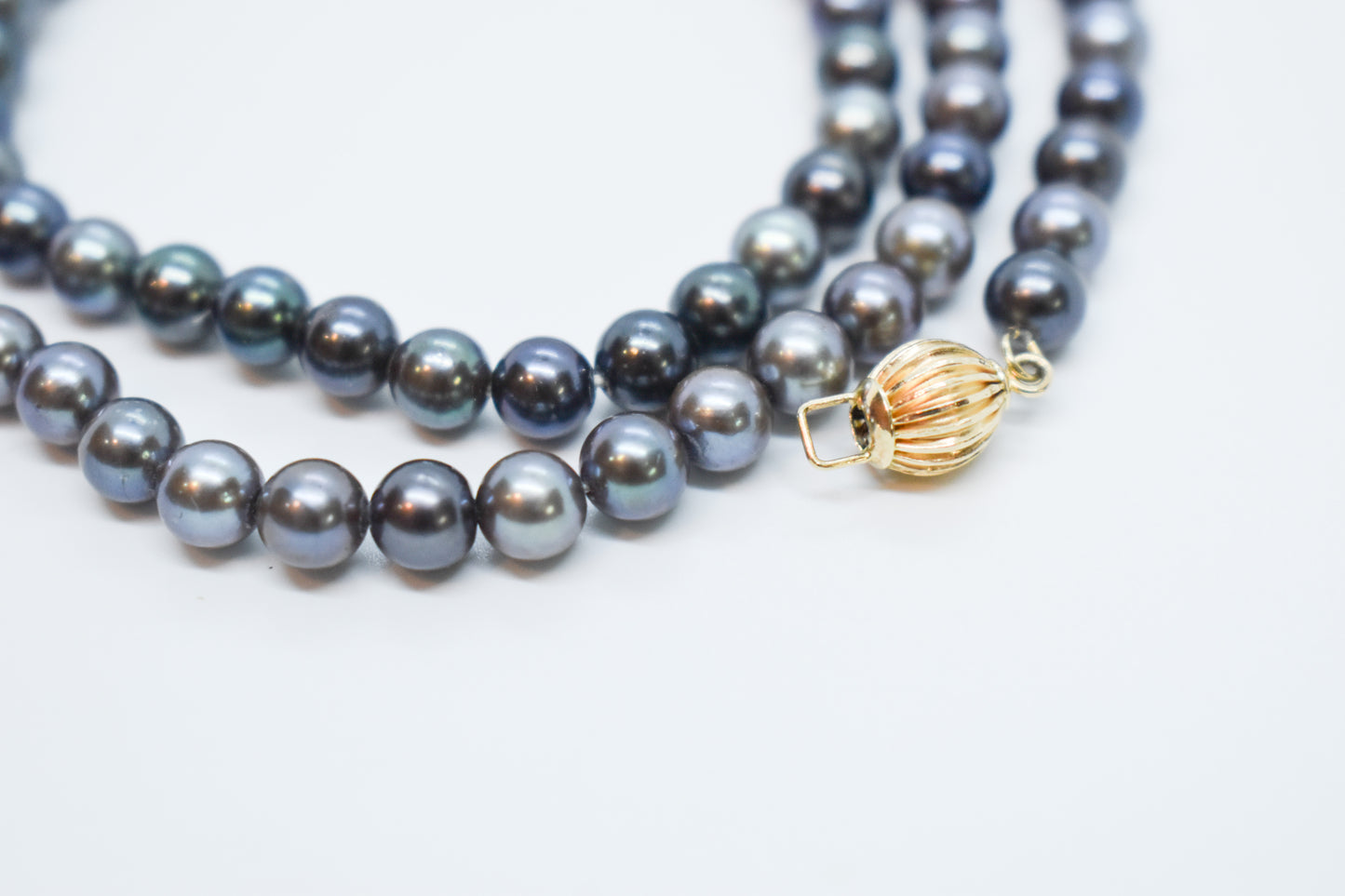 Vintage Black Pearl Necklace with 14k Gold Clasp 18"