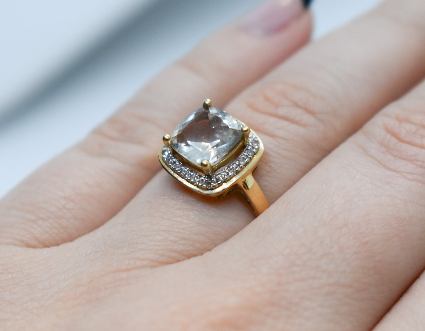 Vintage 14k Yellow Gold Aquamarine and Diamond Halo Ring Size 7 1/4