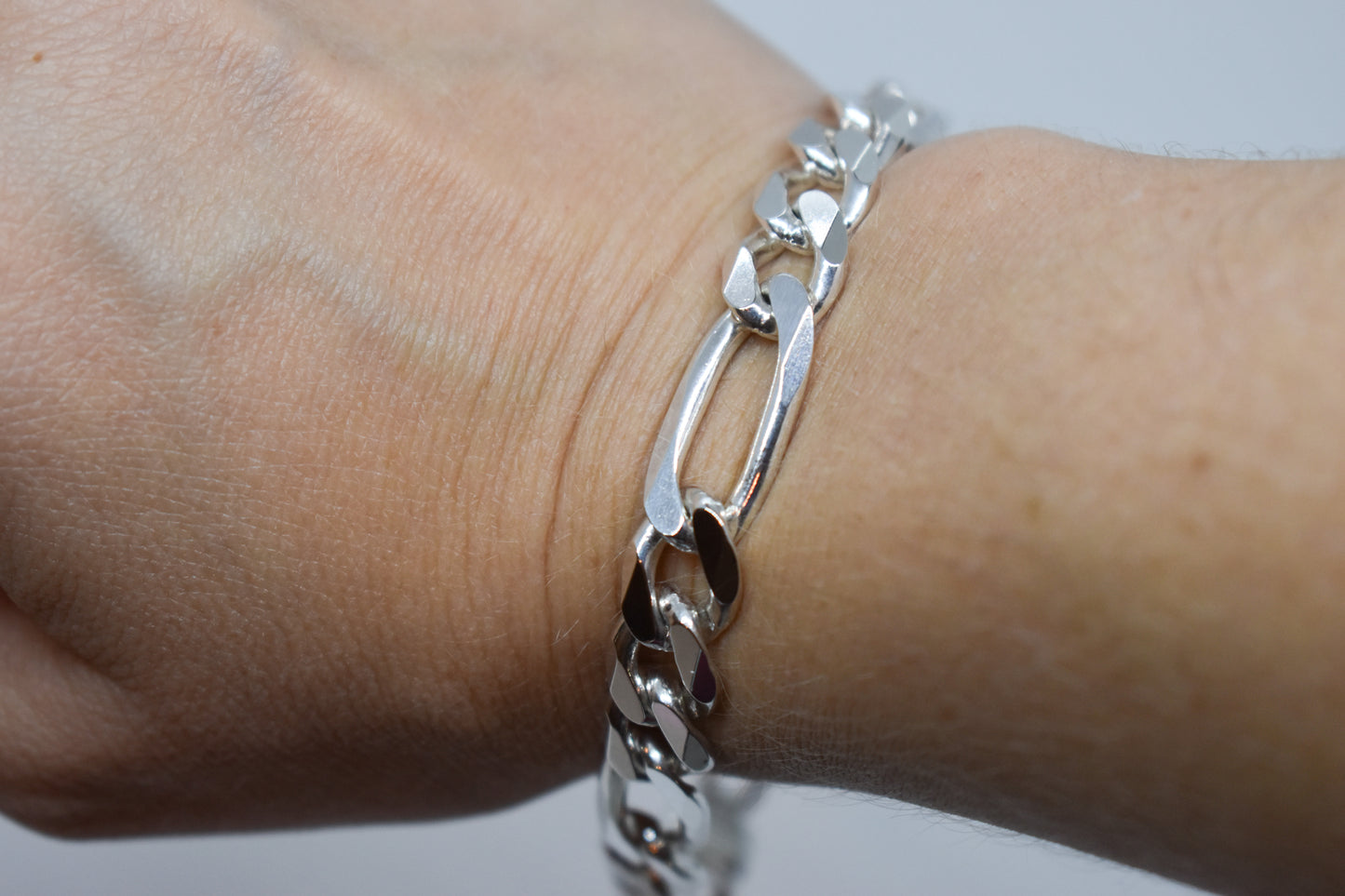 Vintage Sterling Silver Heavy Figaro Chain Bracelet 9 1/4"