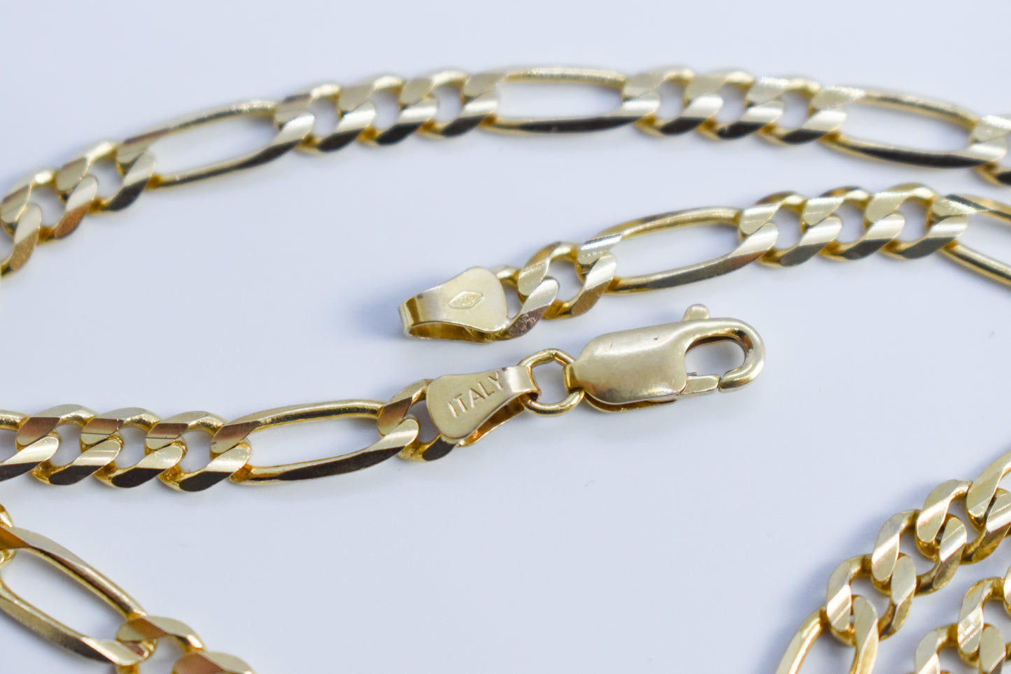 Vintage 10k Yellow Gold Figaro Chain Necklace 18"