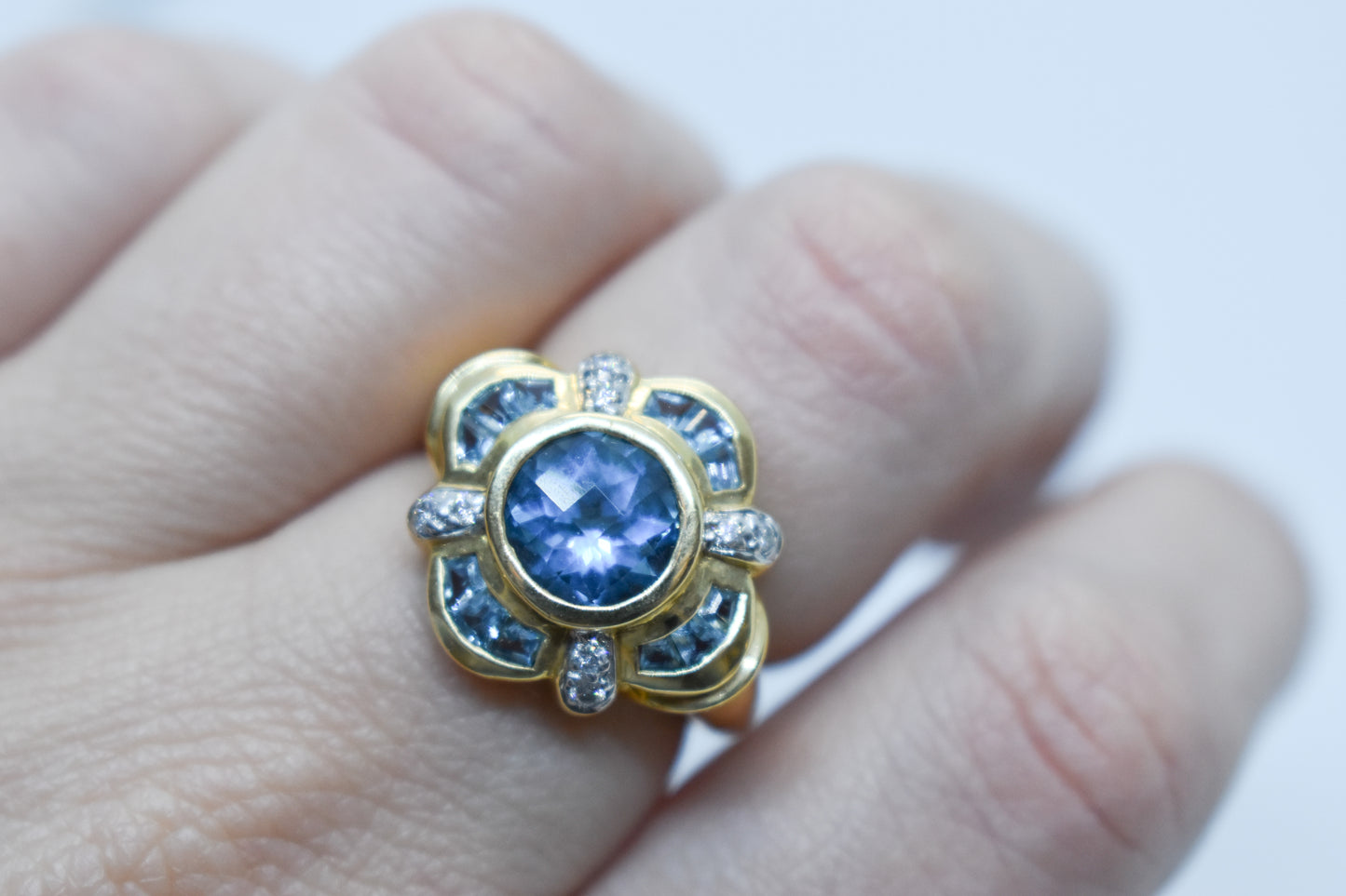 Vintage 14k Yellow Gold Blue Topaz and Diamond Size 7 1/2
