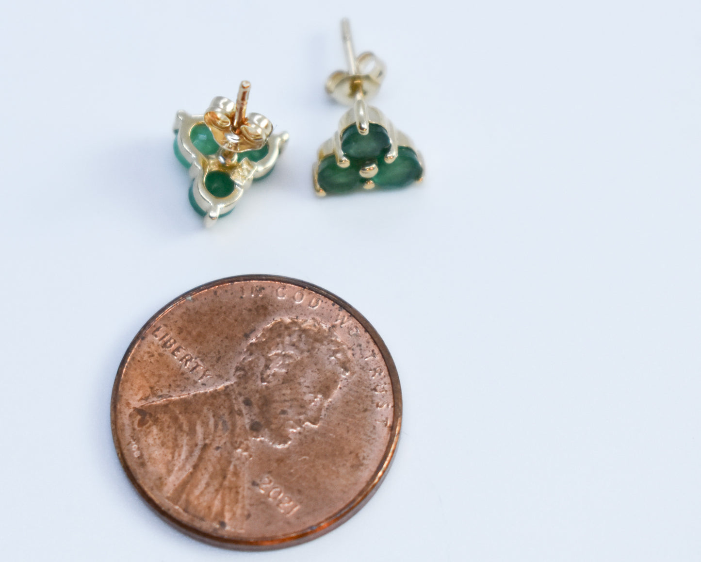 Vintage 14K Yellow Gold Triple Round Emerald Stud Earrings