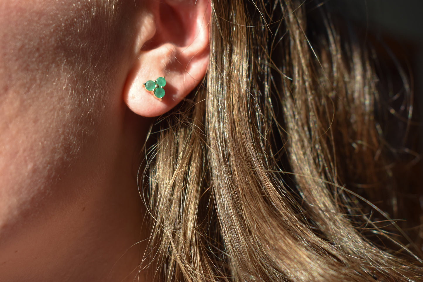 Vintage 14K Yellow Gold Triple Round Emerald Stud Earrings