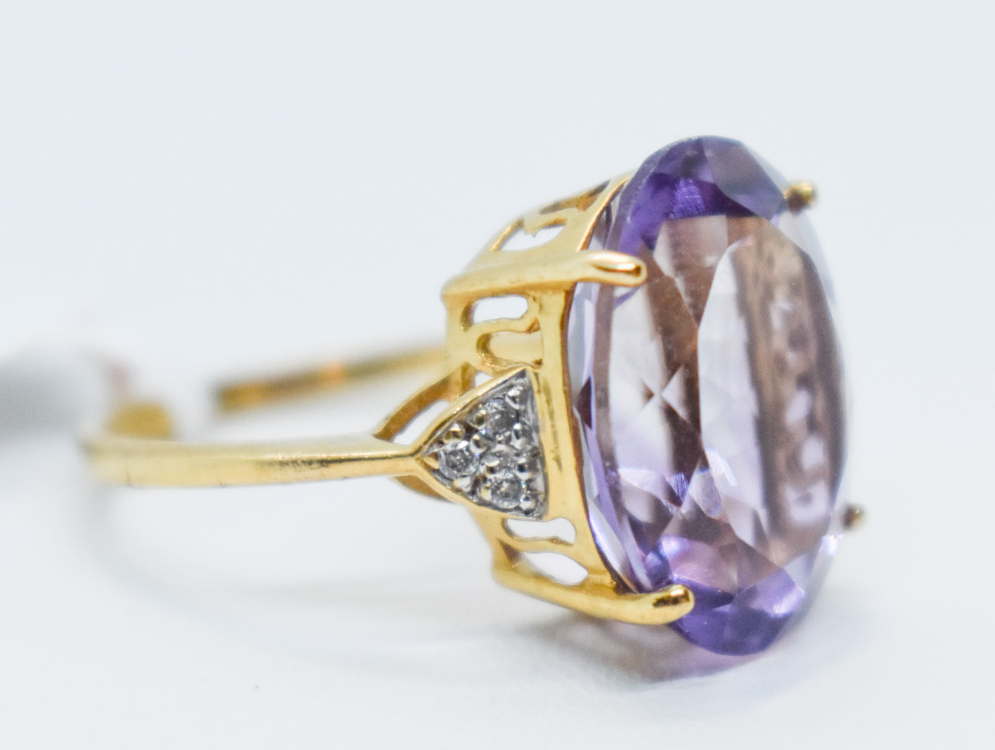 Vintage 14k Yellow Gold Large Amethyst and Diamond Ring Size 6 1/2