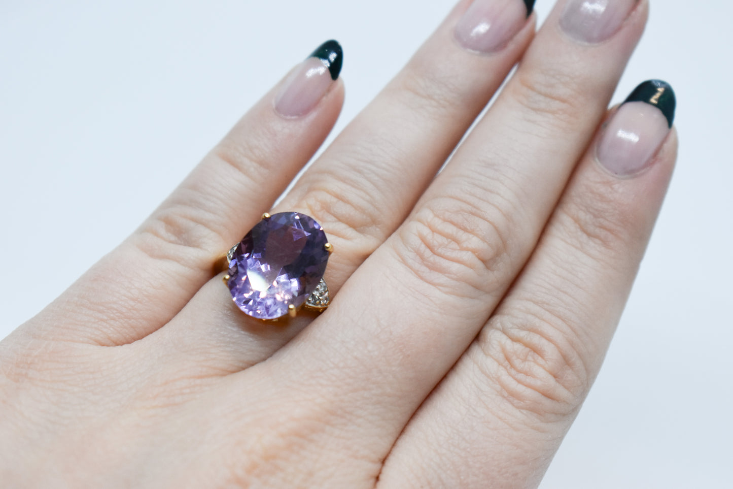 Vintage 14k Yellow Gold Large Amethyst and Diamond Ring Size 6 1/2
