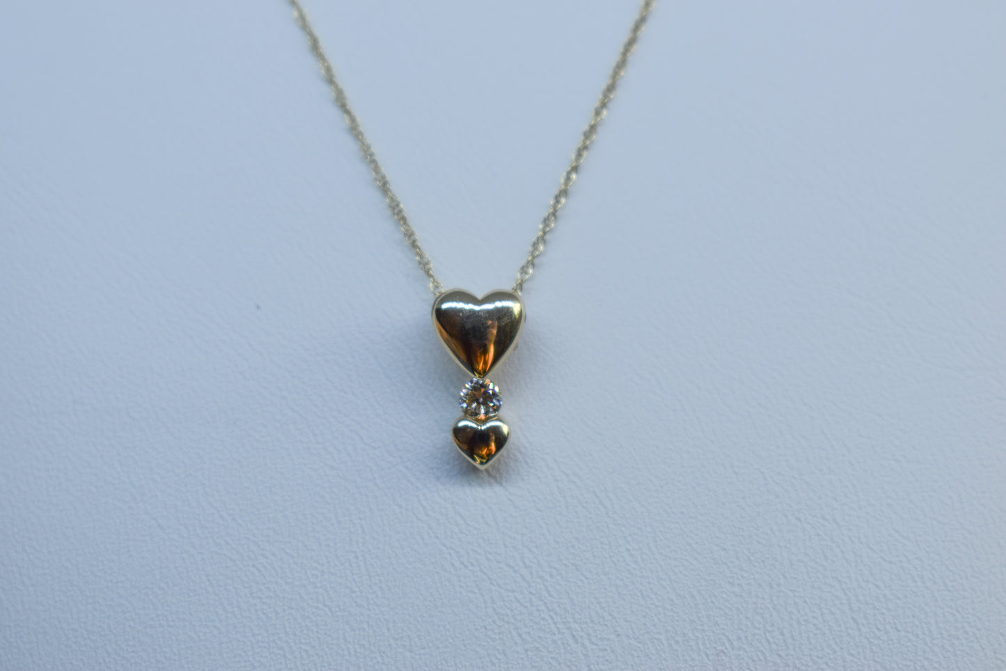 Vintage 14K Yellow Gold Diamond Double Heart Pendant Dainty Chain Necklace 18"