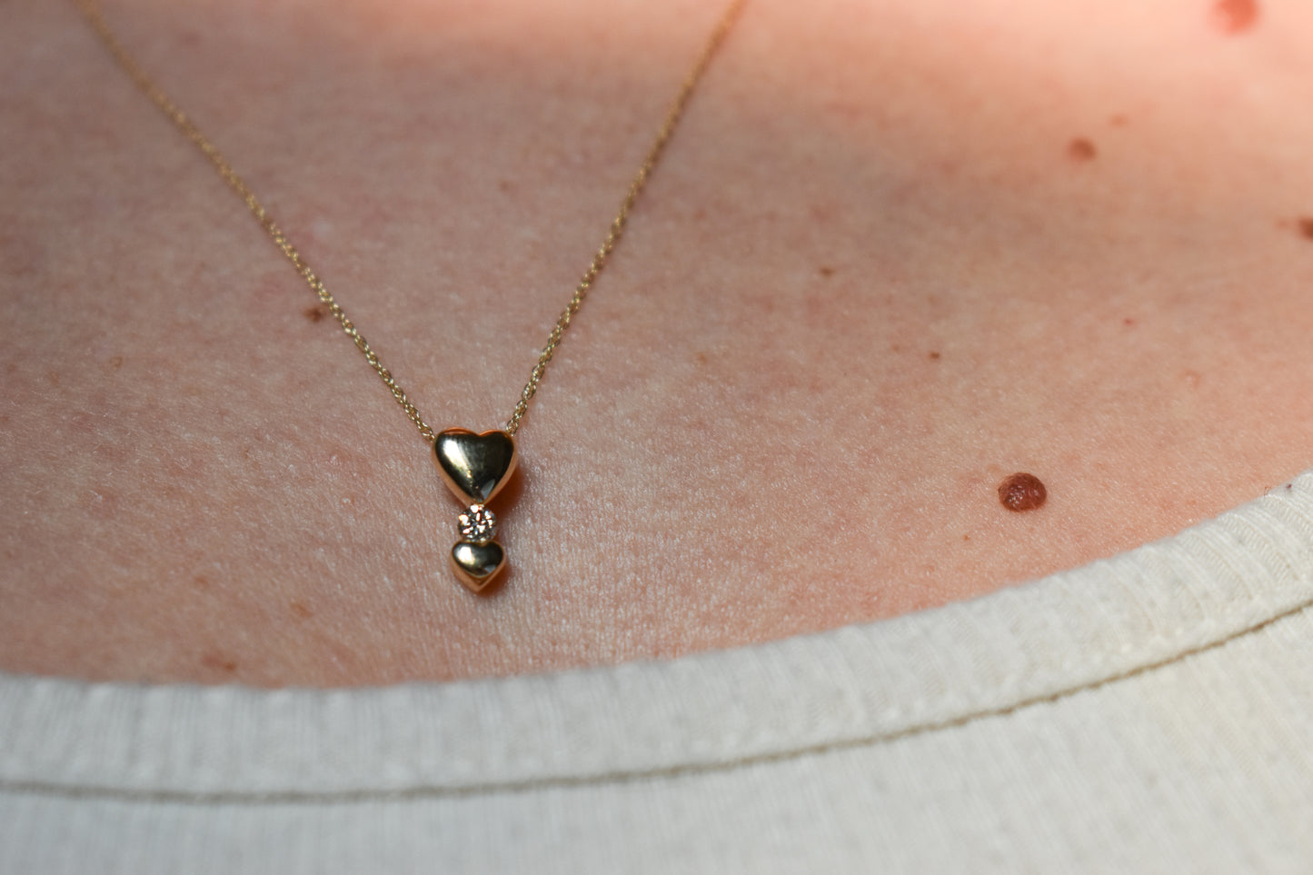 Vintage 14K Yellow Gold Diamond Double Heart Pendant Dainty Chain Necklace 18"