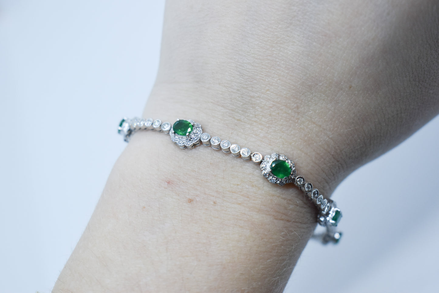Vintage 14k White Gold Emerald and Diamond Tennis Bracelet Size 7 1/2"