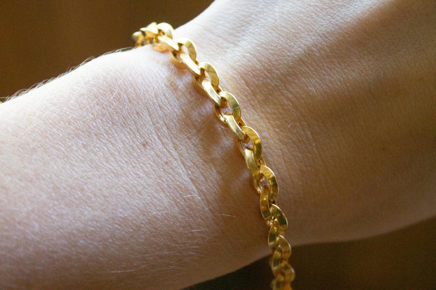 Vintage 14k Yellow Gold Hollow Beveled Rolo Link Chain Bracelet 7 1/2"