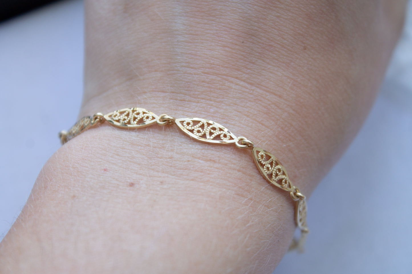 Vintage 14k Yellow Gold Filigree Bracelet 7"