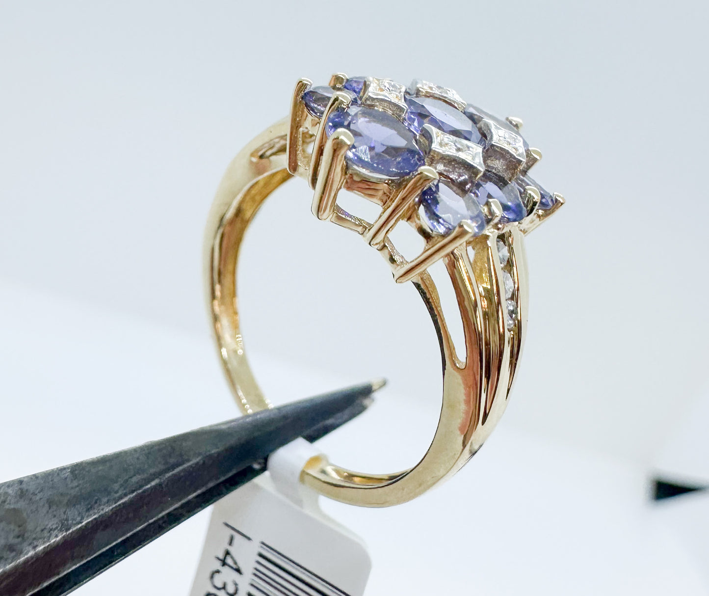 Vintage 14k Yellow Gold Iolite and Diamond Ring Size 7