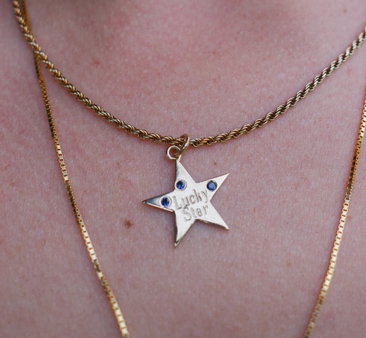 Handmade 14k Yellow Gold Lucky Star Sapphire Pendant