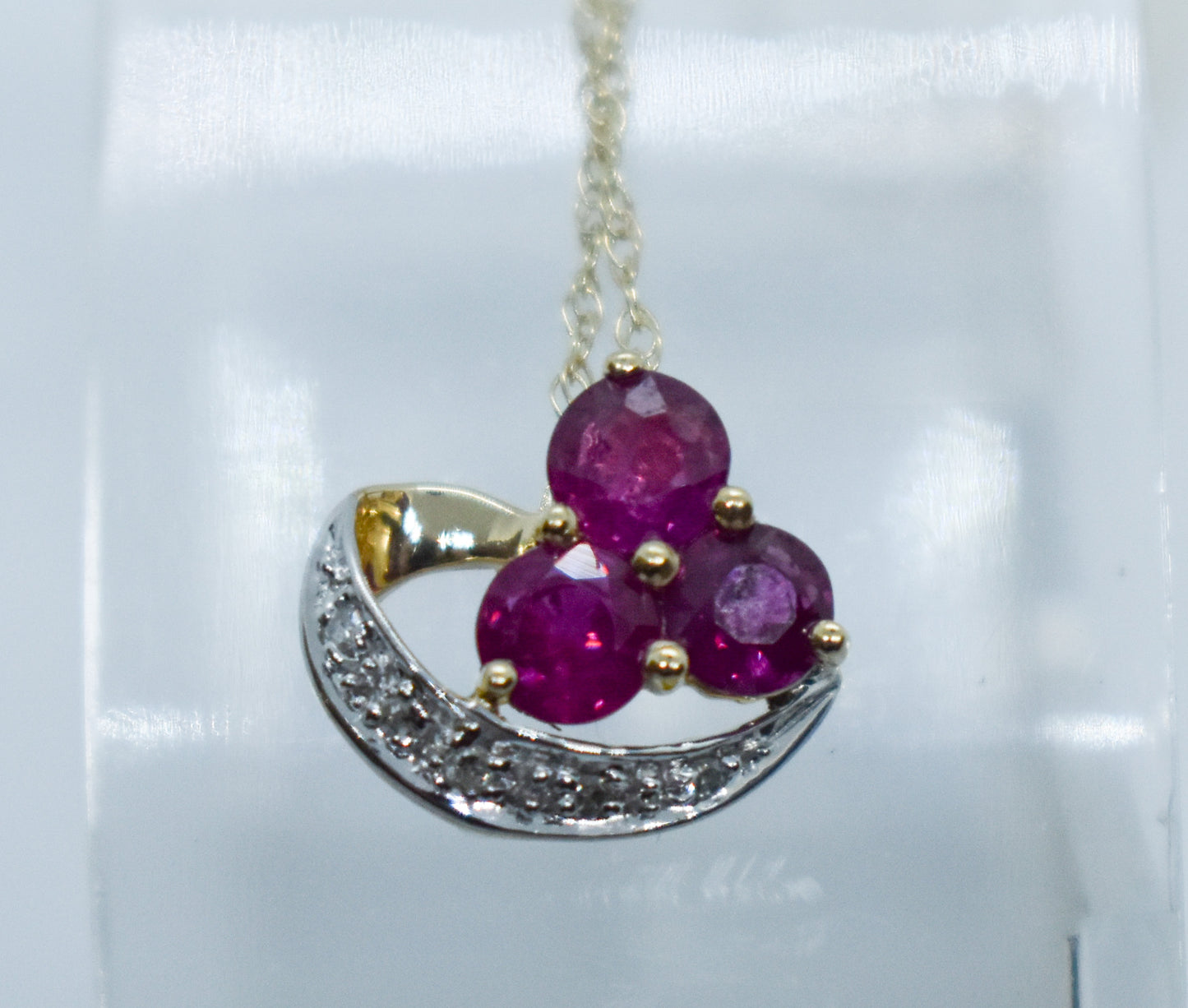 Vintage 14k Yellow Gold Ruby & Diamond Cluster Necklace 18"
