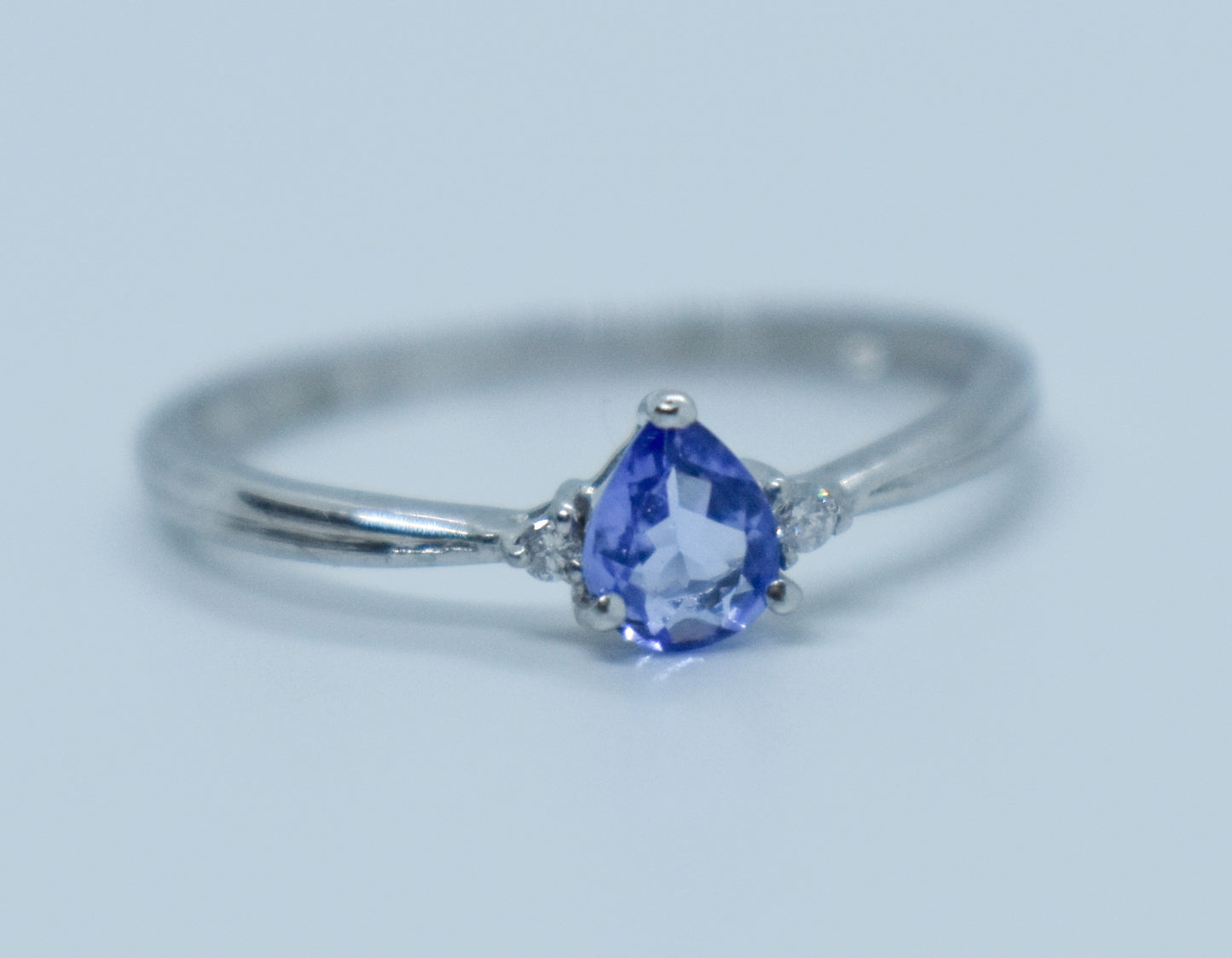 Vintage Platinum Tanzanite & Diamond Ring Size 7
