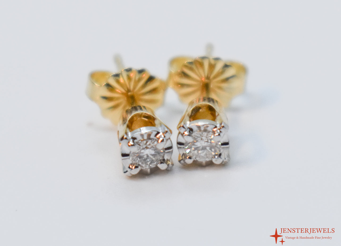 Vintage 14k Yellow Gold Diamond Stud Earrings .16CTW