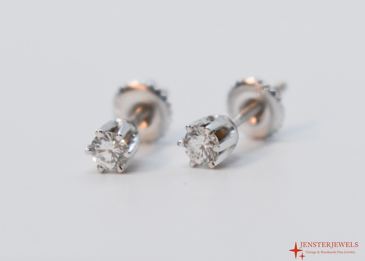Vintage 14k White Gold Diamond Stud Earrings – Screw Back