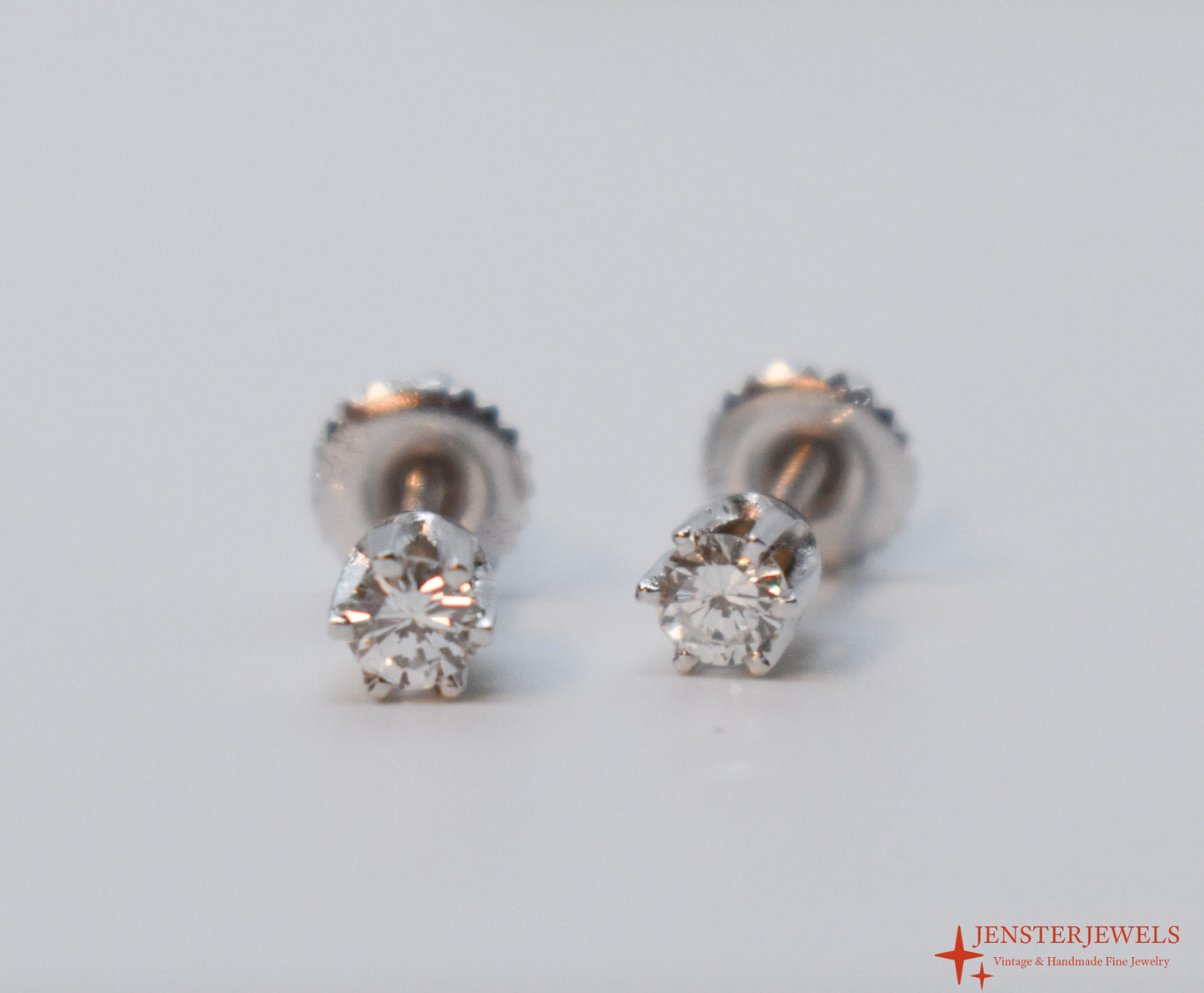 Vintage 14k White Gold Diamond Stud Earrings – Screw Back