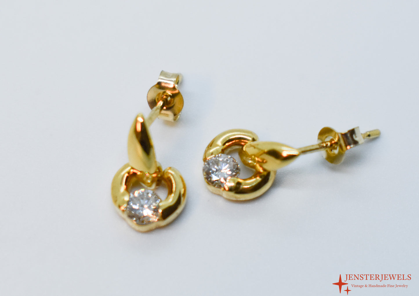Vintage 14k Yellow Gold Drop Diamond Earrings