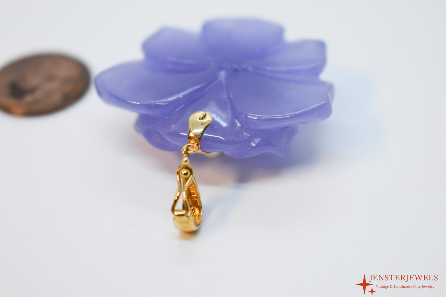 Vintage 14k Yellow Gold Carved Purple Jade Flower & Pearl Pendant