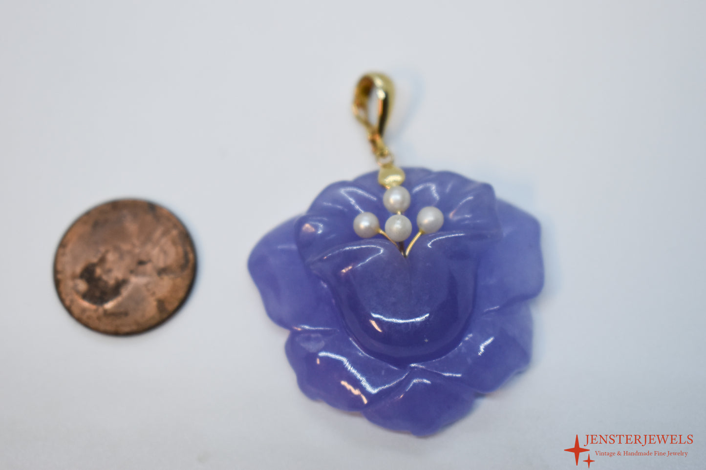 Vintage 14k Yellow Gold Carved Purple Jade Flower & Pearl Pendant