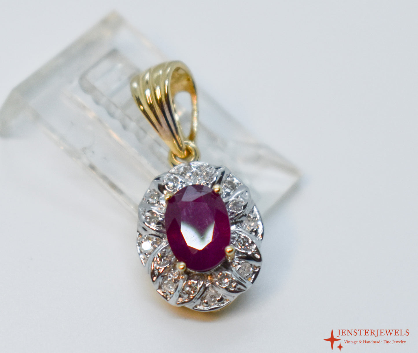 Vintage 14k Yellow Gold Ruby & Diamond Pendant – STS