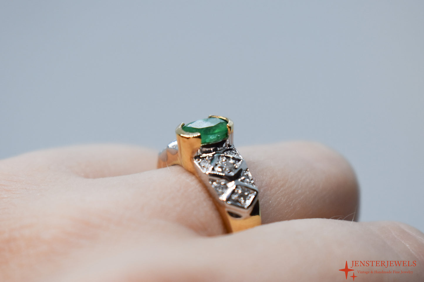 Vintage 14k Yellow and White Gold Emerald & Diamond Ring Size 7
