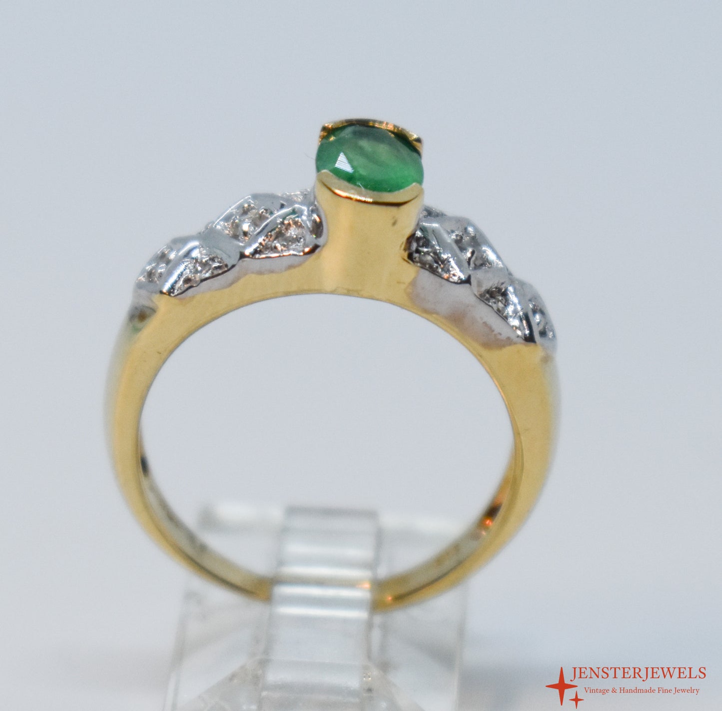 Vintage 14k Yellow and White Gold Emerald & Diamond Ring Size 7