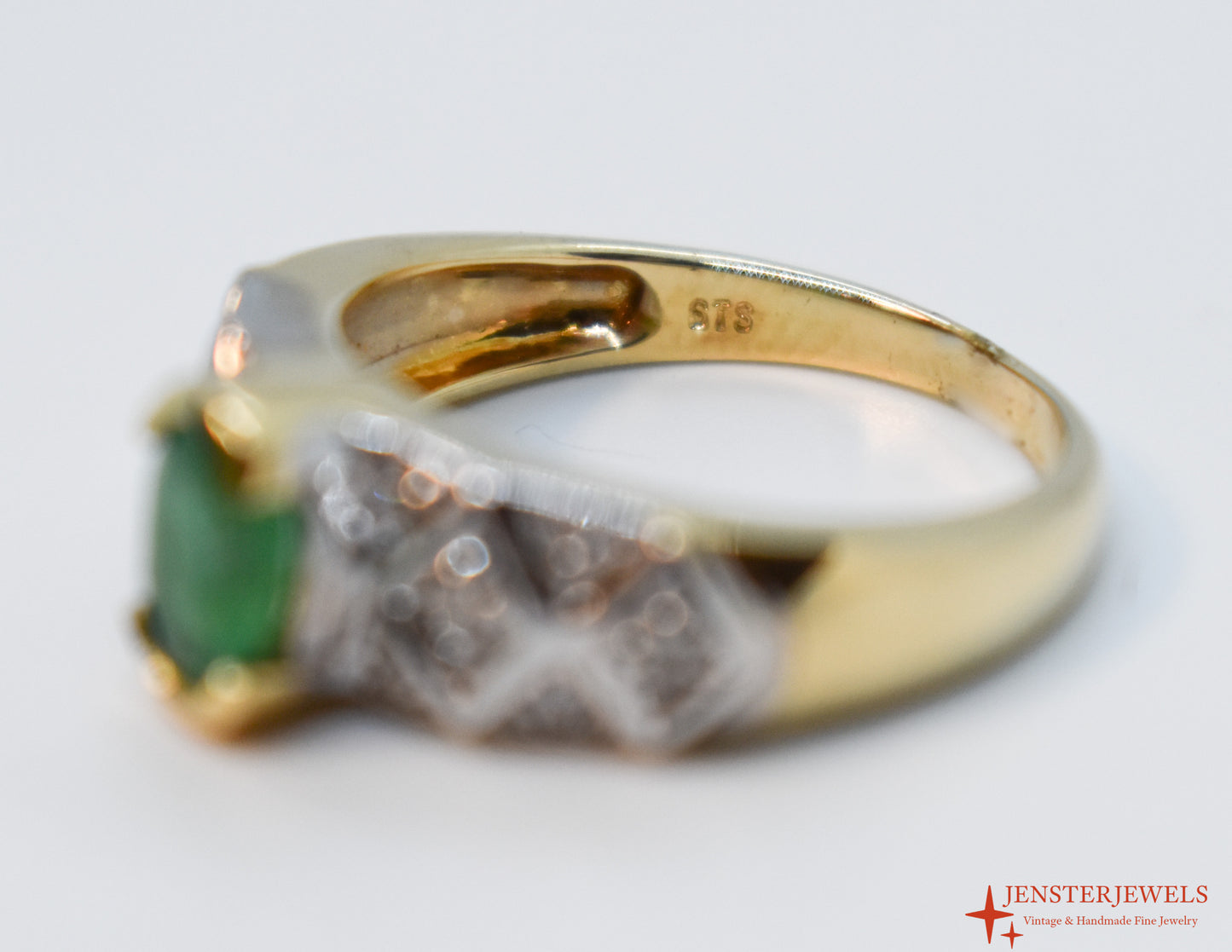 Vintage 14k Yellow and White Gold Emerald & Diamond Ring Size 7