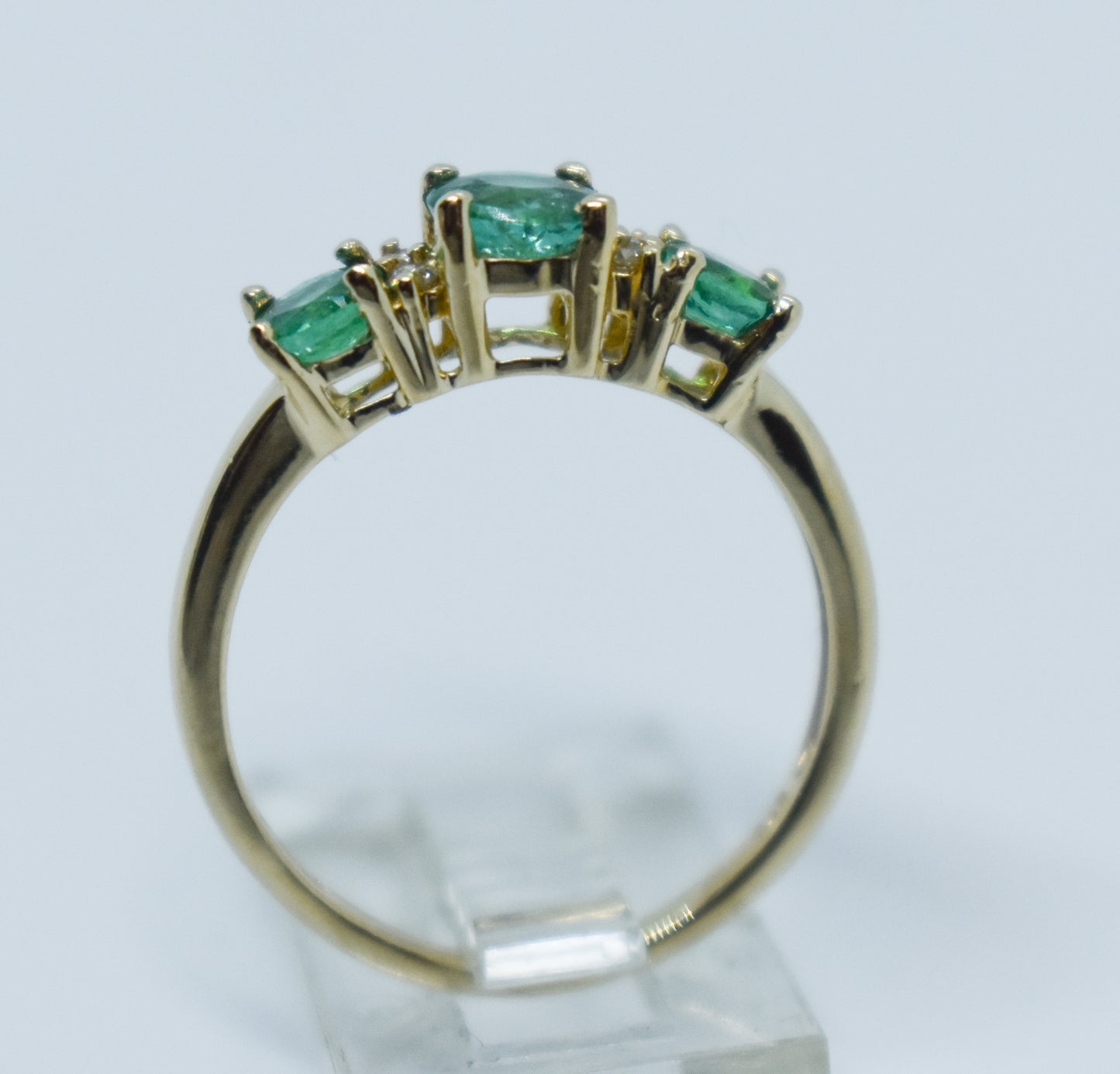 Vintage 14k Yellow Gold Emerald & Diamond Ring Size 7