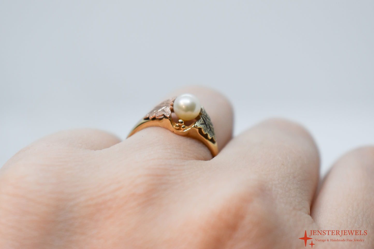 Vintage 10k Yellow Gold Cultured Pearl Black Hills Gold Ring Size 7 3/4