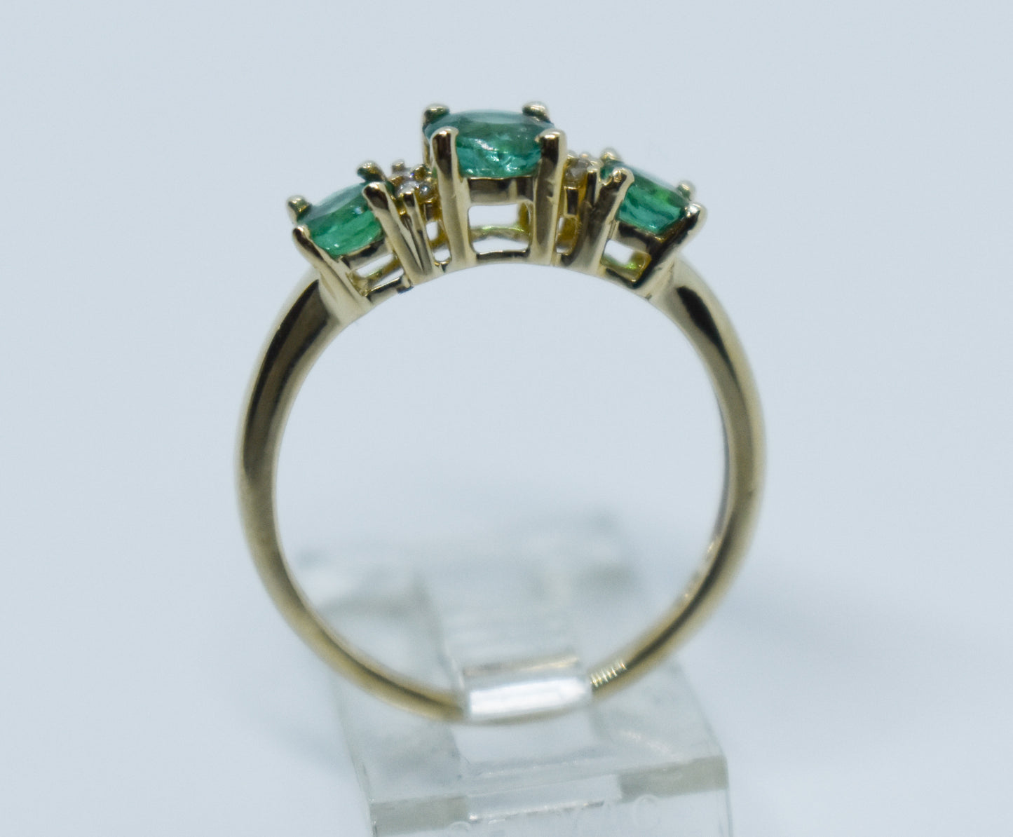 Vintage 14k Yellow Gold Emerald & Diamond Ring Size 7