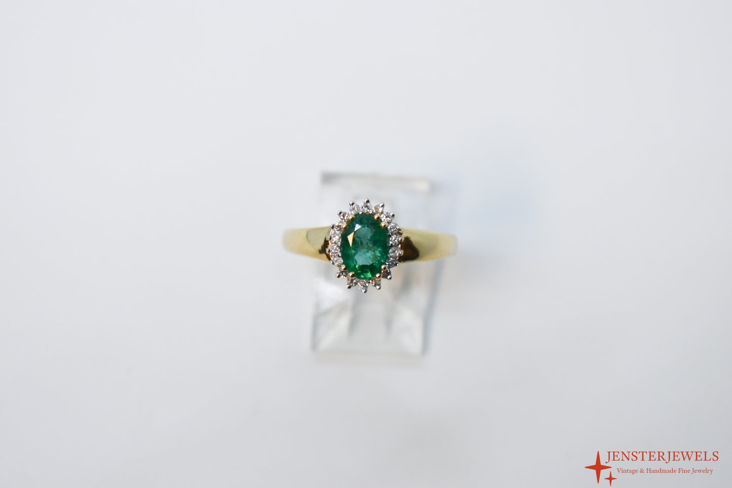 Vintage 14k Yellow Gold Emerald & Diamond Halo Ring Size 7